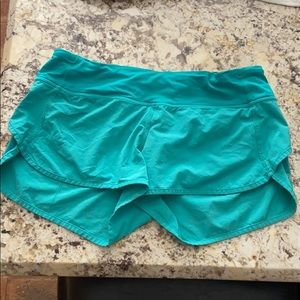 Lululemon Shorts size 6